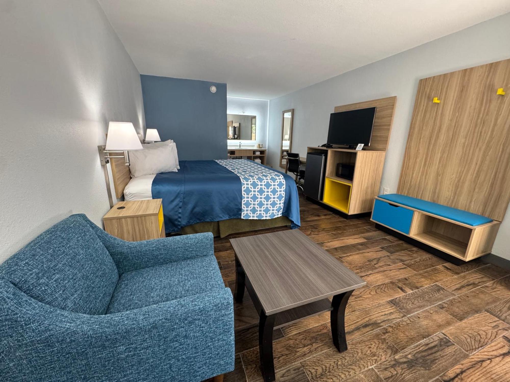 8 Budget Hotels Near UF Convention Center Worth Booking