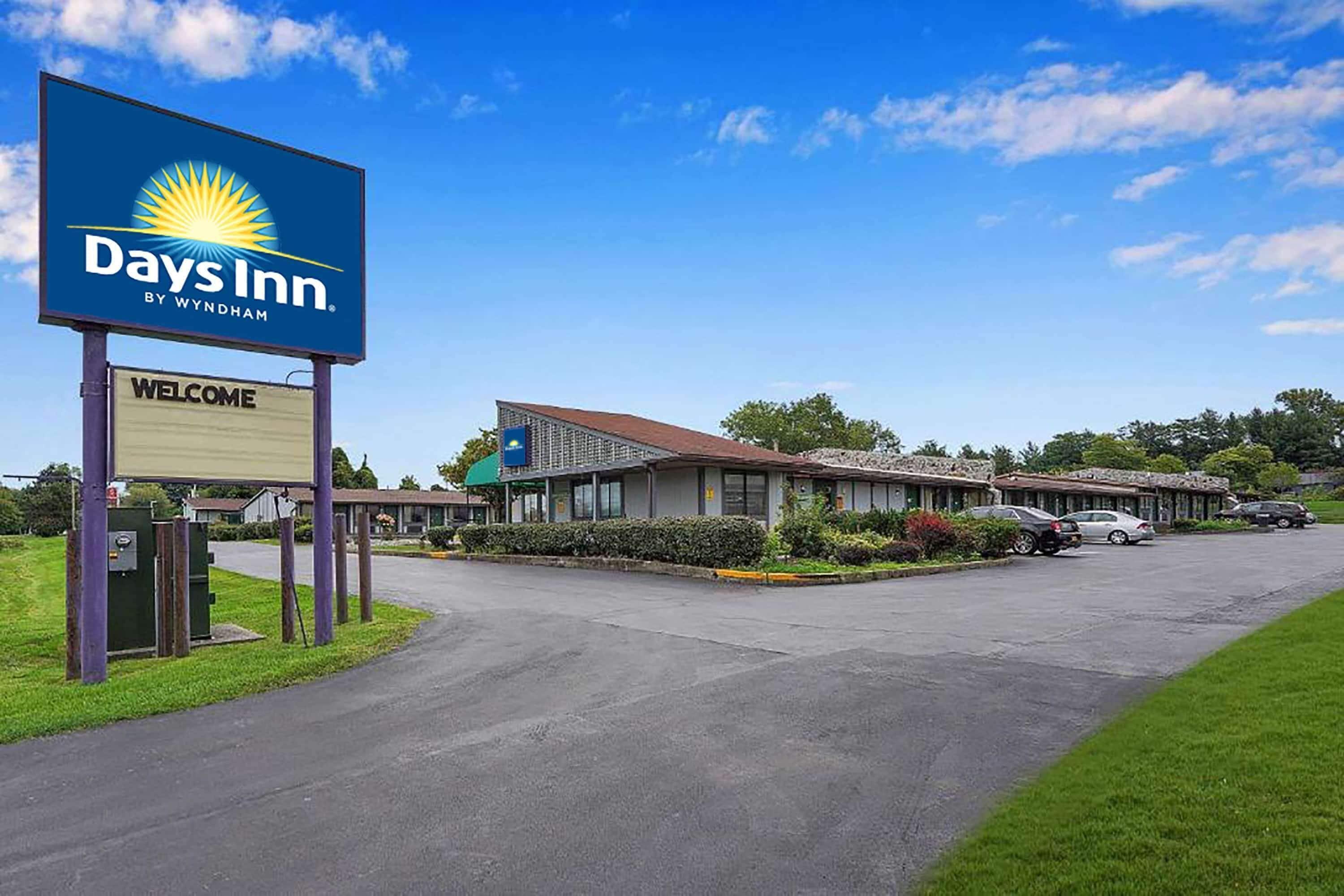 5 Smart Airport Hotels Near Silverman Planetarium Worth Booking