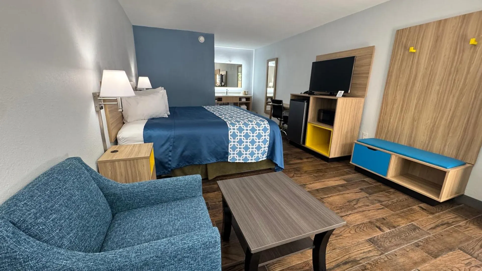 8 Budget Hotels Near UF Convention Center Worth Booking