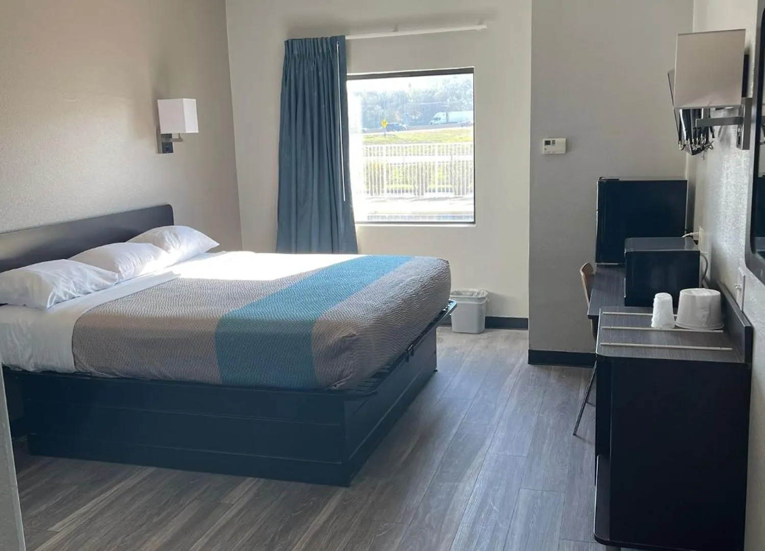 Where to Stay Near Gateway Fun Park: 4 Budget Hotels Reviewed